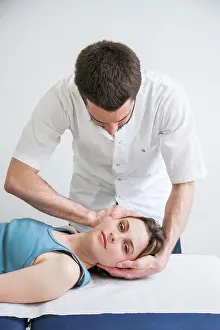 Migraine Prints: Structural osteopathy session in a woman suffering from neck pain