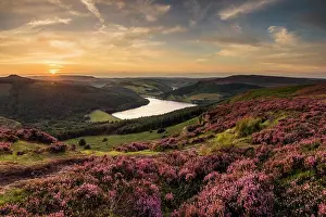 Land Scape Prints: Summer sunset over Bamford Edge and Ladybower reservoir