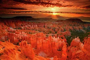 Utah Prints: Sunrise from sunset point over the hoodoos of Bryce Canyon In Bryce Canyon National Park