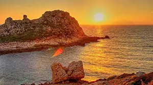 Sicily Prints: Sunset, Il Faraglione, nselchen, Cala Faraglione, Levanzo, Egadi Islands, Sicily, Italy