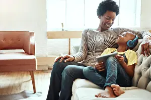 Video Prints: Tablet, relax and black family of kid