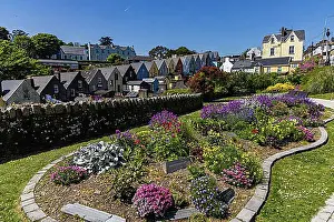Republic Of Ireland Prints: Tour of Cobh (Queenstown), County Cork, Ireland, Europe