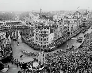 Uniform Prints: Trafalgar Square Crowds Greet Newly - Crowned Queen -- London into Trafalgar Square