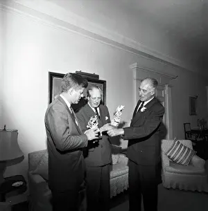 Kennedys Prints: Trip to Bermuda: Major General Sir Julian Gascoigne