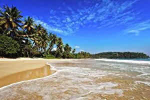 Indian Ocean Prints: Tropical paradise idyllic beach. Sri Lanka