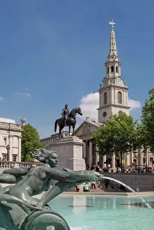 Fountain Prints: UK, London city, Trafalgar Square, St. Martin Church