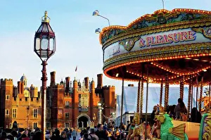 Large Group Prints: United Kingdom, Hampton Court Merry Go Round; London