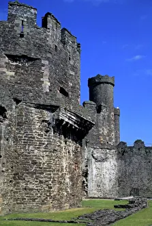 Massive Prints: United Kingdom, Wales, Conwy. Conwy Castle