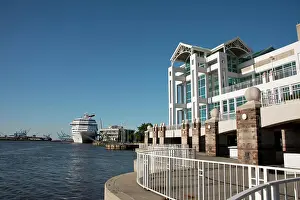 Large Format Prints: USA, Alabama, Mobile. Mobile River