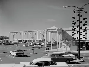 Consumerism Prints: USA, Georgia, Atlanta, Parking in front of shopping mall