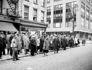 City Living Prints: USA, New York City, Spectators viewing an accident scene