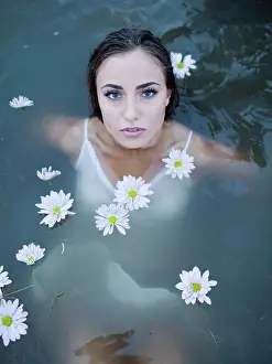 Utah Prints: USA, Utah, Provo, woman swimming in lake