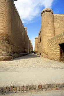 Street Scene Prints: Uzbekistan, Khiva, Old Town, Street Scene