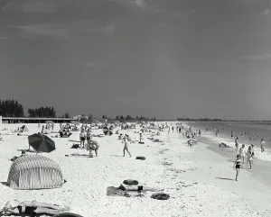 Meme Prints: Vintage photograph. Lido Beach at Sarasota