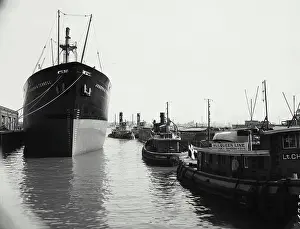 Dock Prints: Vintage photograph. Water front scene along south street East River