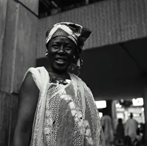 Expressive Prints: Vintage Photograph. Woman - taken at the market place in Treichville Grand Marche