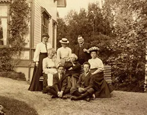 Scandinavian Prints: The violinisit Grodsky and his family visiting Edvard GRIEG