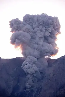 Smoking Prints: Volcanic eruption and ash plume