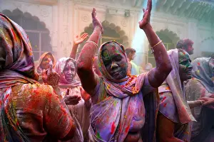 2016 Prints: Widows dancing celebrating Holi festival
