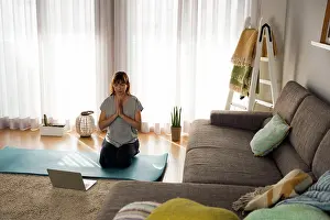 Weight Prints: Woman doing exercise at home