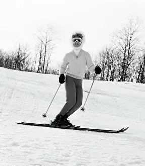 Cold Temperature Prints: Woman in goggles skiing