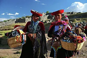 Exterior Photograph Prints: Women wearing traditional dress, Cusco, Peru, South America