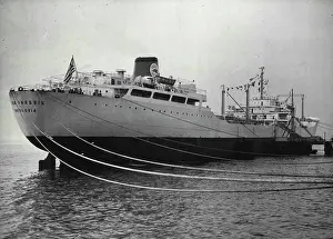 Accident Prints: World's largest tanker arrives in the Thames - A general view of the 'Tina Onassis' at her berth