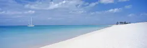 Tropical Climate Prints: Yacht moored off Palm Beach, Barbuda, Antigua and Barbuda