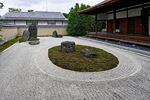 Exterior Photographs Prints: Zen rock garden, Ryugen-in Temple, Kyoto, Kyoto Prefecture, Japan